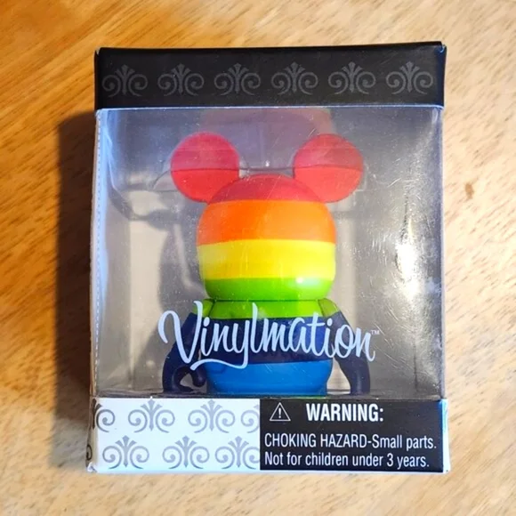Vinylmation Rainbow Collectible Vinyl Figure - Pride - Mickey Mouse - Picture 1 of 2